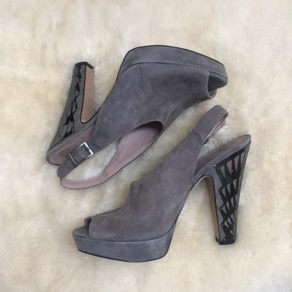Vince Camuto Gray Suede Boho Chic Heels